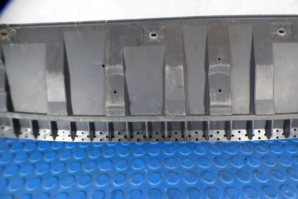 Cubierta de parachoques Skoda Fabia III OEM 6V0807611C image 6