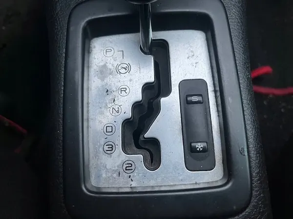 Sélecteur de vitesse PEUGEOT 206 image 2