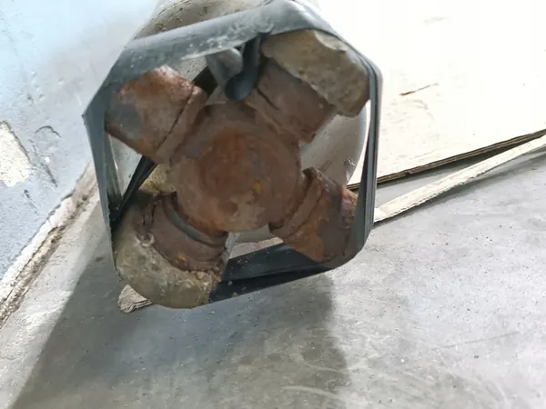 Arbre de transmission GMC Sierra Chevrolet Silverado 4x4/AWD 2014-2018 image 4