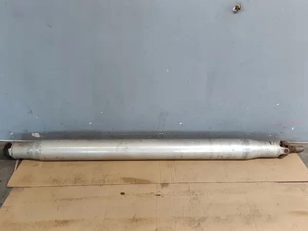 Arbre de transmission GMC Sierra Chevrolet Silverado 4x4/AWD 2014-2018 image 5