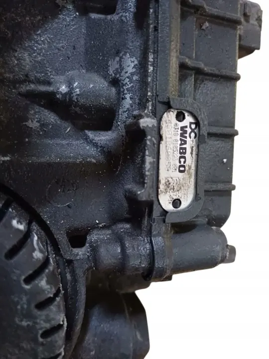 EBS Modulator Mercedes Actros MP4 Euro 6 4801060050 image 5