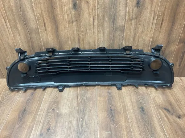 Middelste bumperrooster OEM 622542640R Twingo III image 7