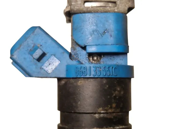 OEM 06B133551C Rampe d'injection Audi A4 1.6 Essence image 5