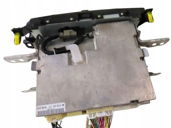 Radio CD Navi Toyota Yaris 2011-2014 OEM 86140-0D020 image 3