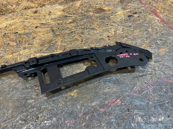 Cubrecinturón delantero Mazda 3 BM III OEM BJS7-50717 image 3