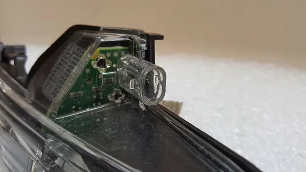 Indicador de Espelho Esquerdo Audi Q7 OE 4M0949101A image 4