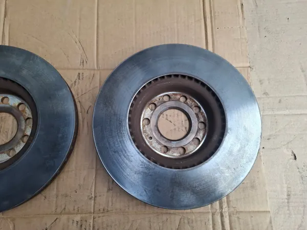 Etujarrutuslevyt OEM 5WA615301B VW Tiguanille image 5