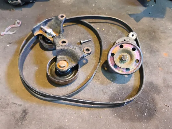 Kit Polia Tensor OEM 3465236 para 2.0 D4D image 7