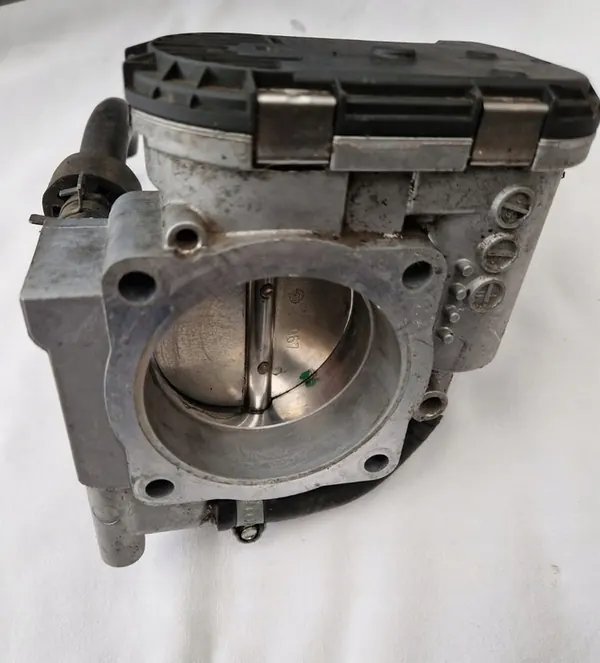 Corpo de borboleta Volkswagen 2.8 VR6 OE 022133062AB image 3