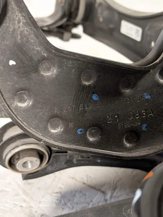 Mercedes-Benz GLB x247 2021 Bakre högra hjulknut image 10