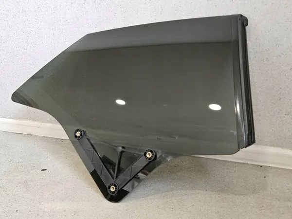 Vidro traseiro carroçaria Mercedes-Benz E W238 OEM A2386703200 image 7