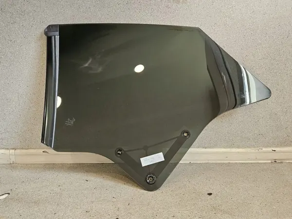 Vidro traseiro carroçaria Mercedes-Benz E W238 OEM A2386703200 image 9