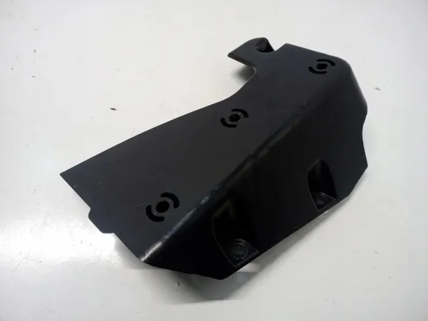 Tesla S Lift jalkatukin kiinnitys OEM 1007280-00-A image 2