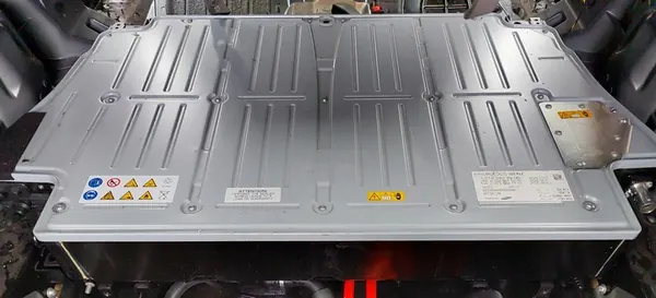 BATTERIE TRACTION HV A2133402900 MERCEDES E 350 W213 image 1