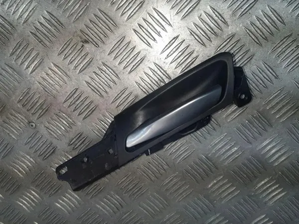 BMW X6 främre vänster innerhandtag OEM 51419112429 image 2