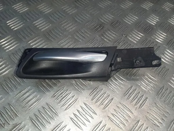 BMW X6 främre vänster innerhandtag OEM 51419112429 image 4