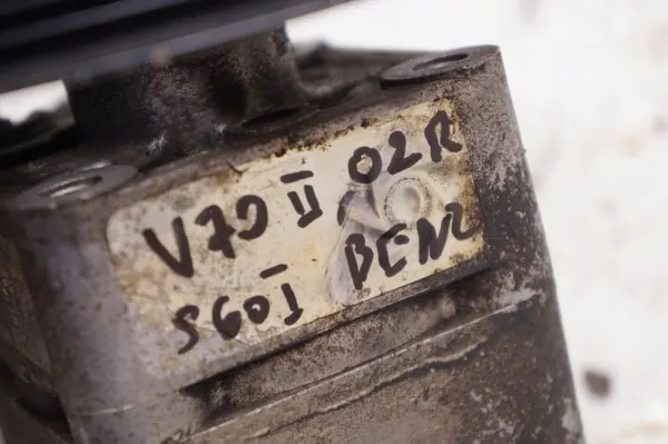 Bomba de direção assistida OEM para Volvo V70 II S60 I image 5