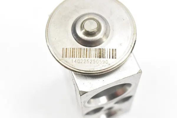 AC Laajennusventtiili 9291200 BMW X5 F15 F16 F85 F86 2014 image 4