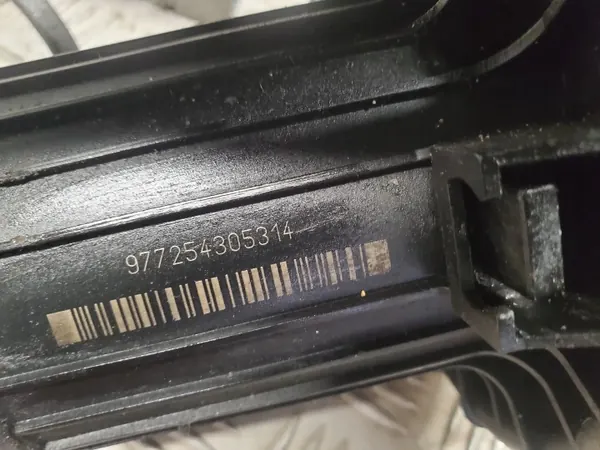 Audi A8 S8 D4 sekundärluftpump OEM 977254305314 image 6