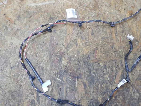 Isuzu D-Max dörrharness OEM 8974917993 Höger bak image 3