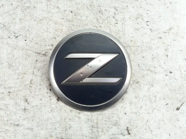 Set d'emblèmes Nissan 350Z 2003 OEM 63890CD000 image 2