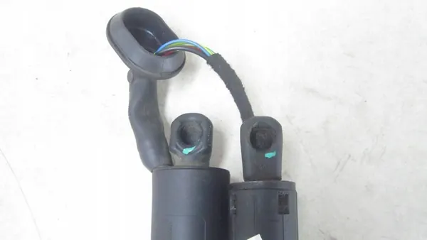 MERCEDES GLA X156 Bagageutryckare A1568900230 image 7