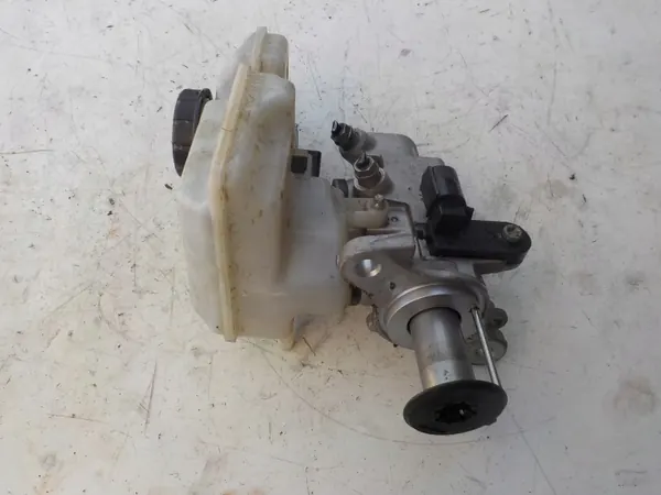 VW Golf VII Kombi jarrupumppu säiliö OEM 5Q1611301C image 3