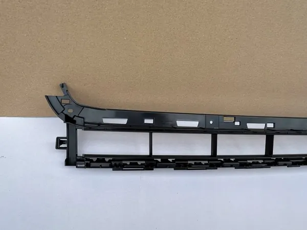 AUDI A6 C8 S-LINE Griglia Paraurti Anteriore OEM 4K0807683A image 2