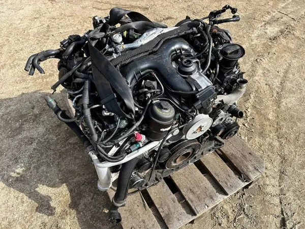 Moteur Complet OEM CDUD 3.0 TDI Diesel 154k km image 2