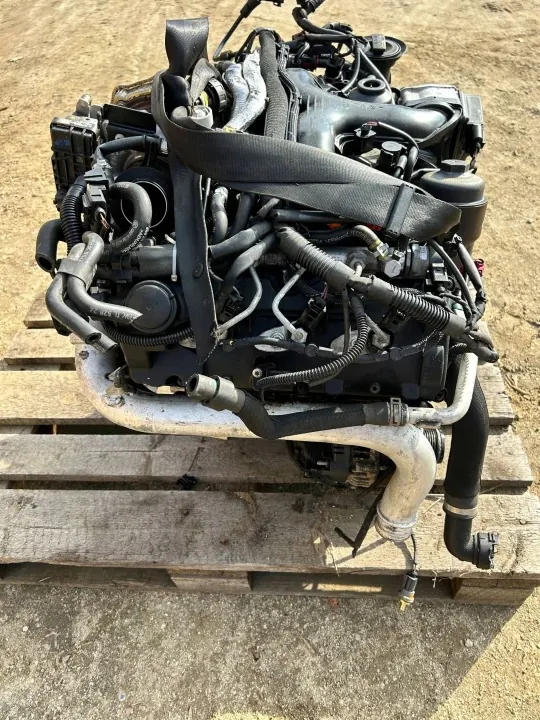 Moteur Complet OEM CDUD 3.0 TDI Diesel 154k km image 7