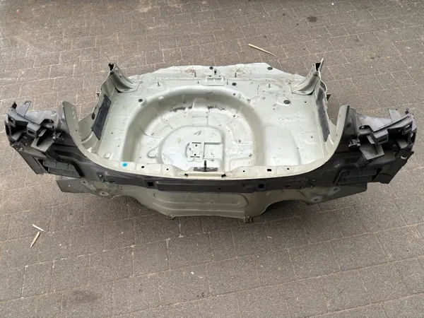 OEM PAS TYLNY Z WANNĄ DIESEL Achterbalk voor Peugeot 208 II image 2