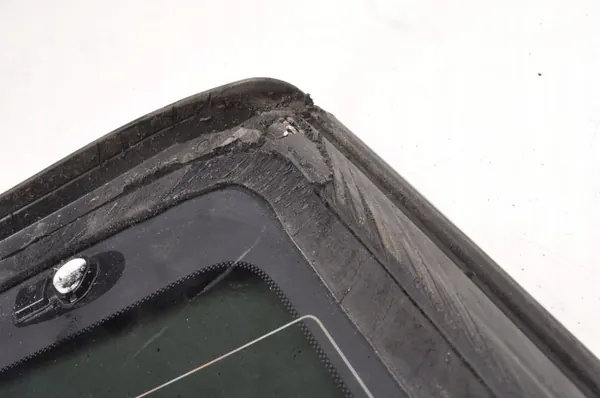 Volvo V90 II Vänster Bak Karossglas OEM 31477832 image 10