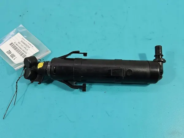 Rechter koplampreiniger VW Tiguan II 2016-2020 5NA955104A image 2