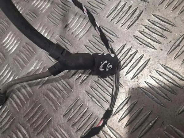 Câble de capteur ABS avant droit Audi A3 S3 2015 OEM image 2