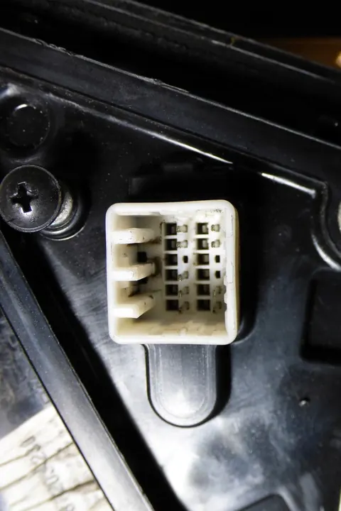 Oikea peili 876203U230 KIA SPORTAGE III image 8