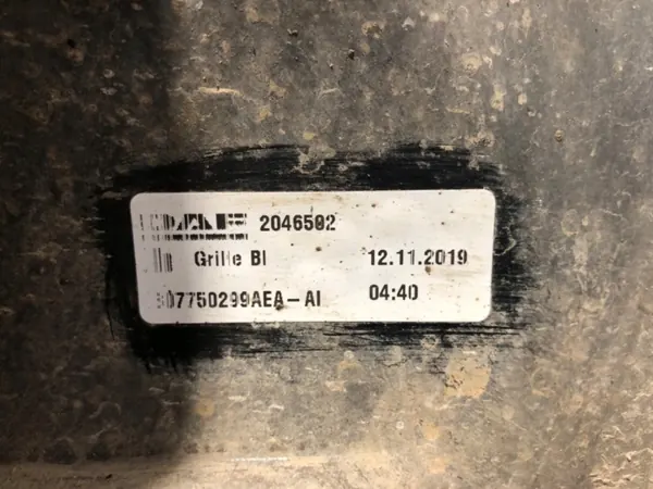 Inserção de Grelha DAF OEM 1886591 - Usado image 3