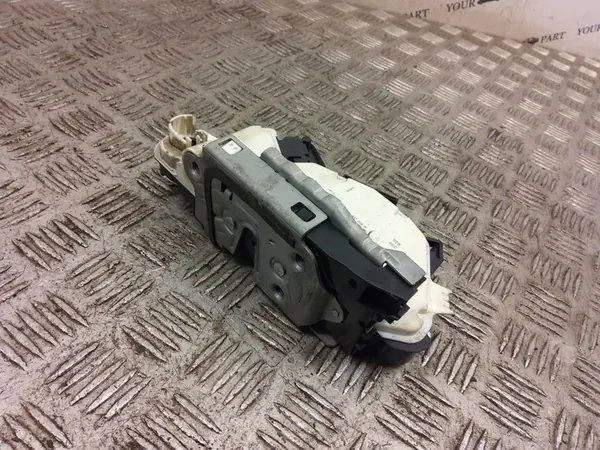 Höger framdörrslås SEAT LEON ST (5F8) 5K2837016H image 4