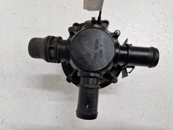 VATTENPUMP OPEL AMPERA 22830923 image 2