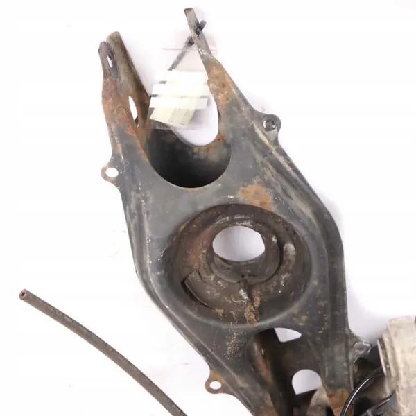 Mercedes W204 Taka-Akseli Niveltappi Oikea OEM image 7