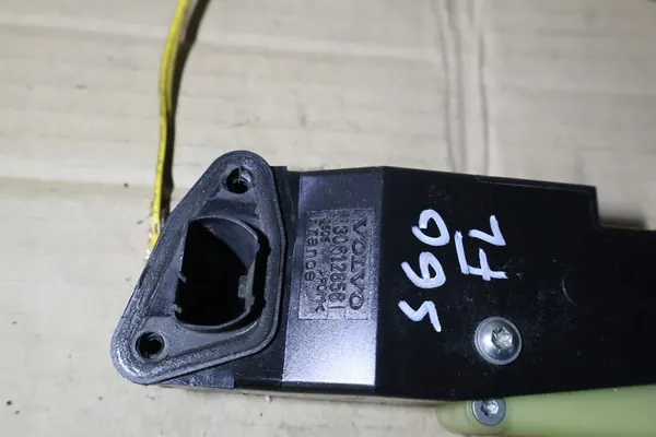 Attuatore Sportello Carburante VOLVO S60 S80 V70 XC70 XC90 image 2