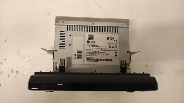 Unité Radio Navigation Kia Stonic OEM 96550-H8150 image 4