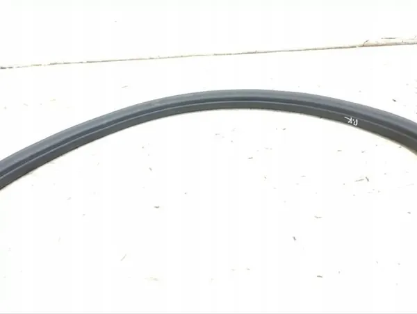 Junta de porta Maserati OEM 82295000 - Estado usado image 3