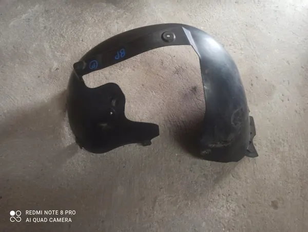 Right Front Wheel Arch Audi A3 8P 8P0821172 image 2