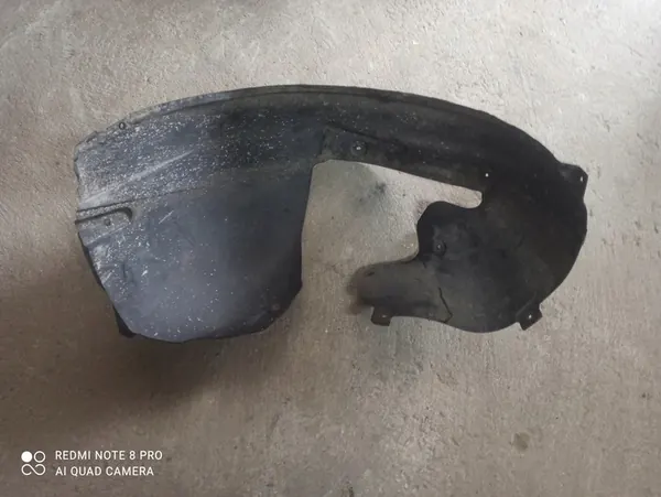 Right Front Wheel Arch Audi A3 8P 8P0821172 image 3