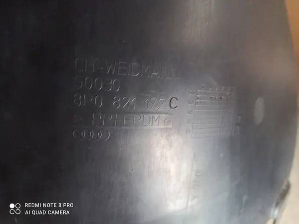 Right Front Wheel Arch Audi A3 8P 8P0821172 image 4