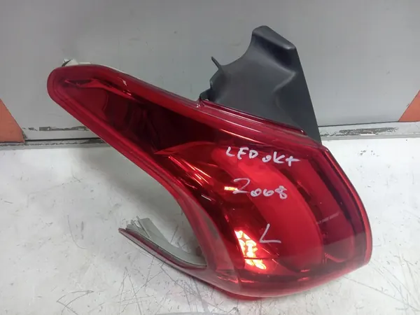 PEUGEOT 2008 II Lámpara Trasera Izquierda OE 9678074280 image 3