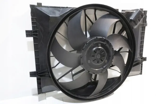 Mercedes C-Klasse W203 radiatorventilator OEM A2035000593 image 3
