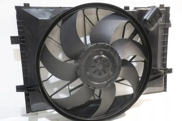 Mercedes C-Klasse W203 radiatorventilator OEM A2035000593 image 4