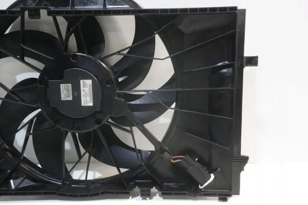 Mercedes C-Klasse W203 radiatorventilator OEM A2035000593 image 7
