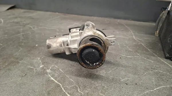 Válvula AGR Pierburg 7.02132.07.0 image 3